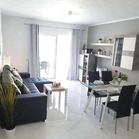 In Playa De Americas Mit Balkon By Interhome פלאייה דה לאס אמריקס