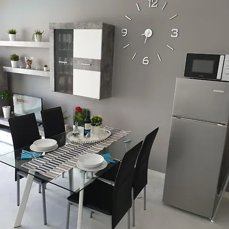דירה In Playa De Americas Mit Balkon By Interhome *