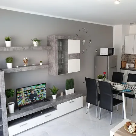 דירה In Playa De Americas Mit Balkon By Interhome פלאייה דה לאס אמריקס